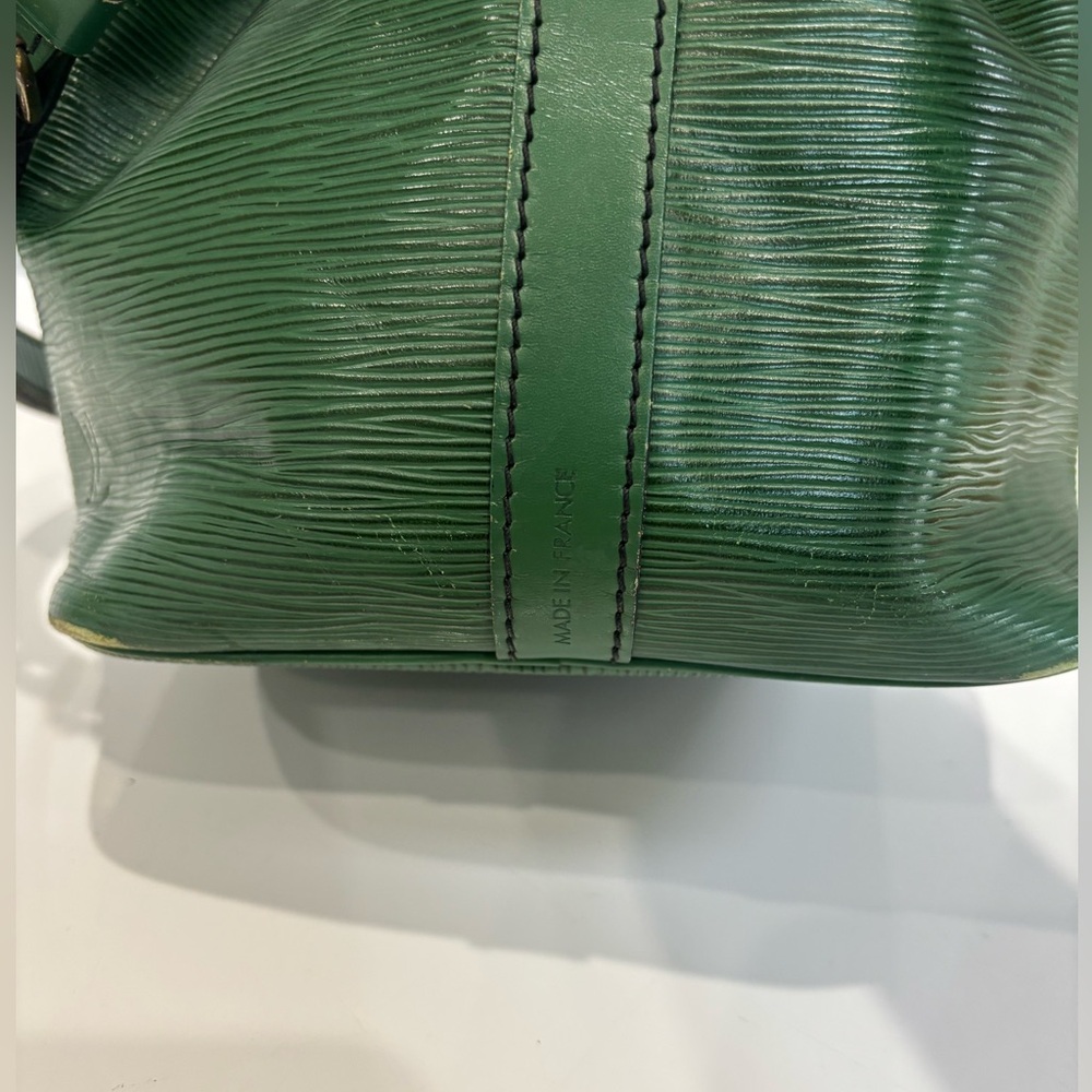 Vintage Louis Vuitton Green Epi Petit Noé Bucket Bag Shoulder Bag - Picture 16 of 16